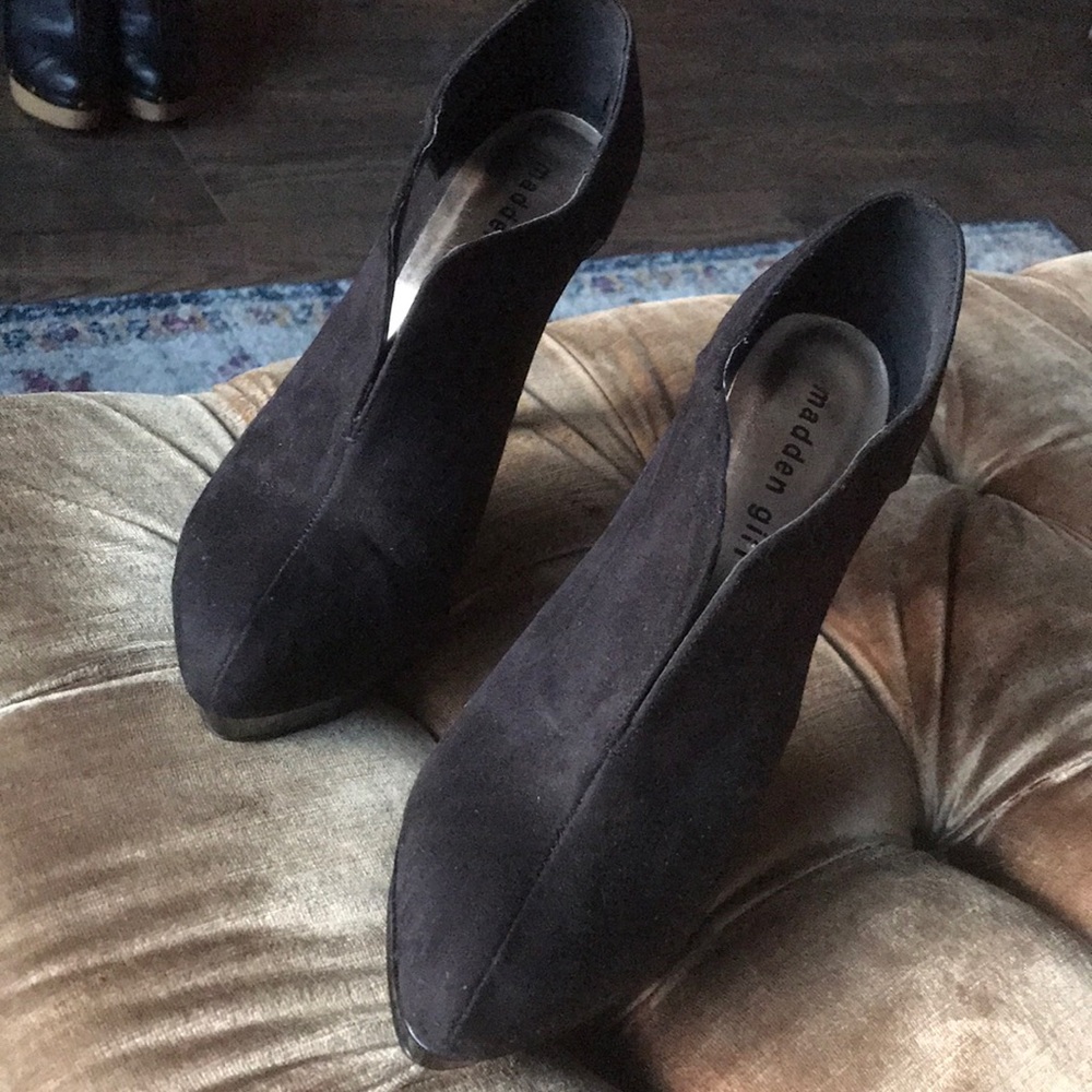 Madden Girl Shoe Bootie Heels.